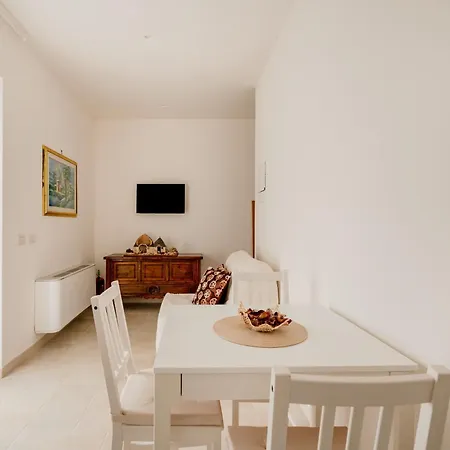 Apulian Charme Trulli And