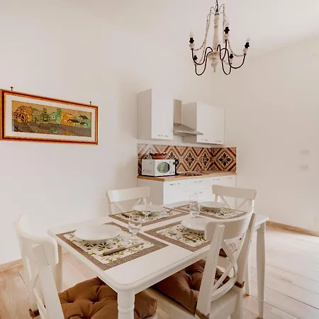 Apulian Charme Trulli And Holiday home