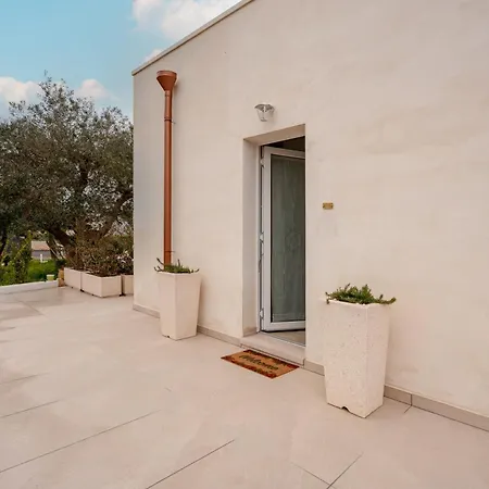 Apulian Charme Trulli And