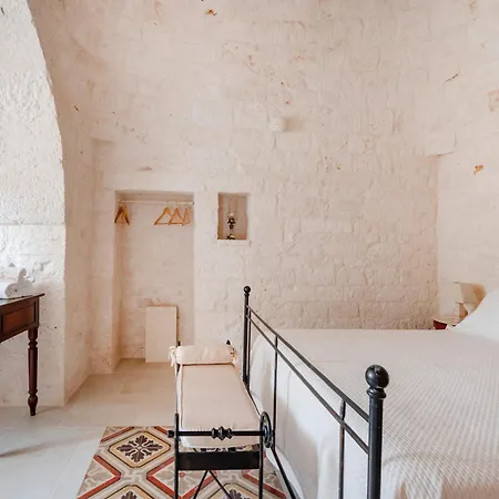 Apulian Charme Trulli And Holiday home