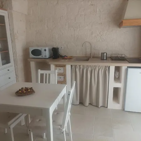 Apulian Charme Trulli & Hébergement de vacances