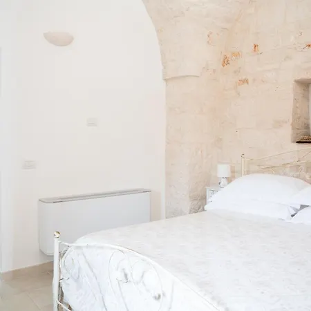 Apulian Charme Trulli & 度假居 *