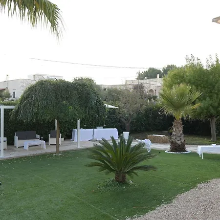 Apulian Charme Trulli & 度假居 *